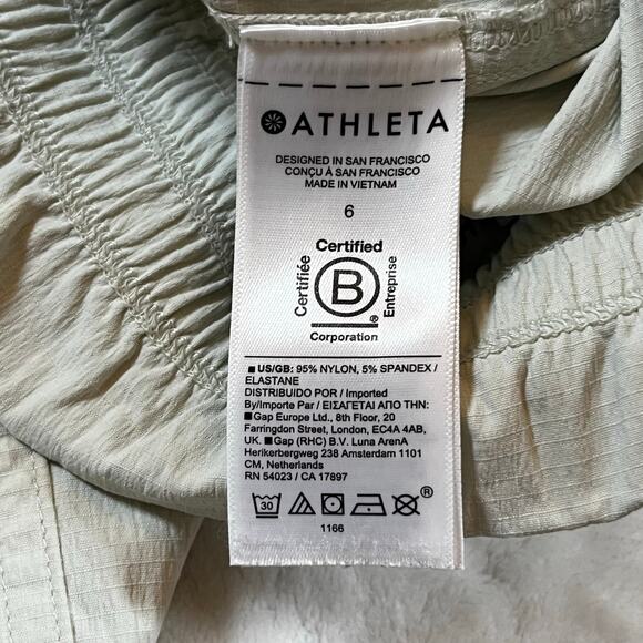 Athleta Trekkie High Rise Parachute Pant - size 6 in Celadon Tint - Picture 5 of 11